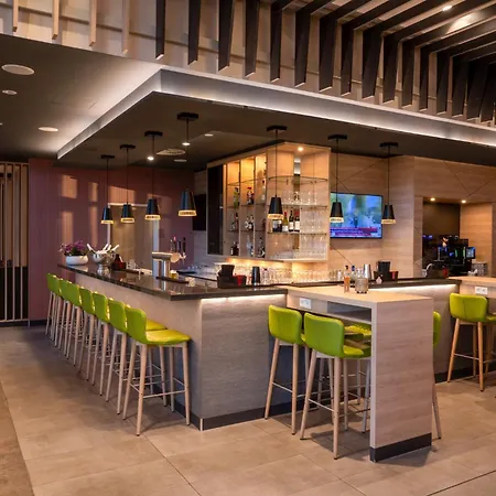 Holiday Inn Frankfurt Airport By Ihg-3